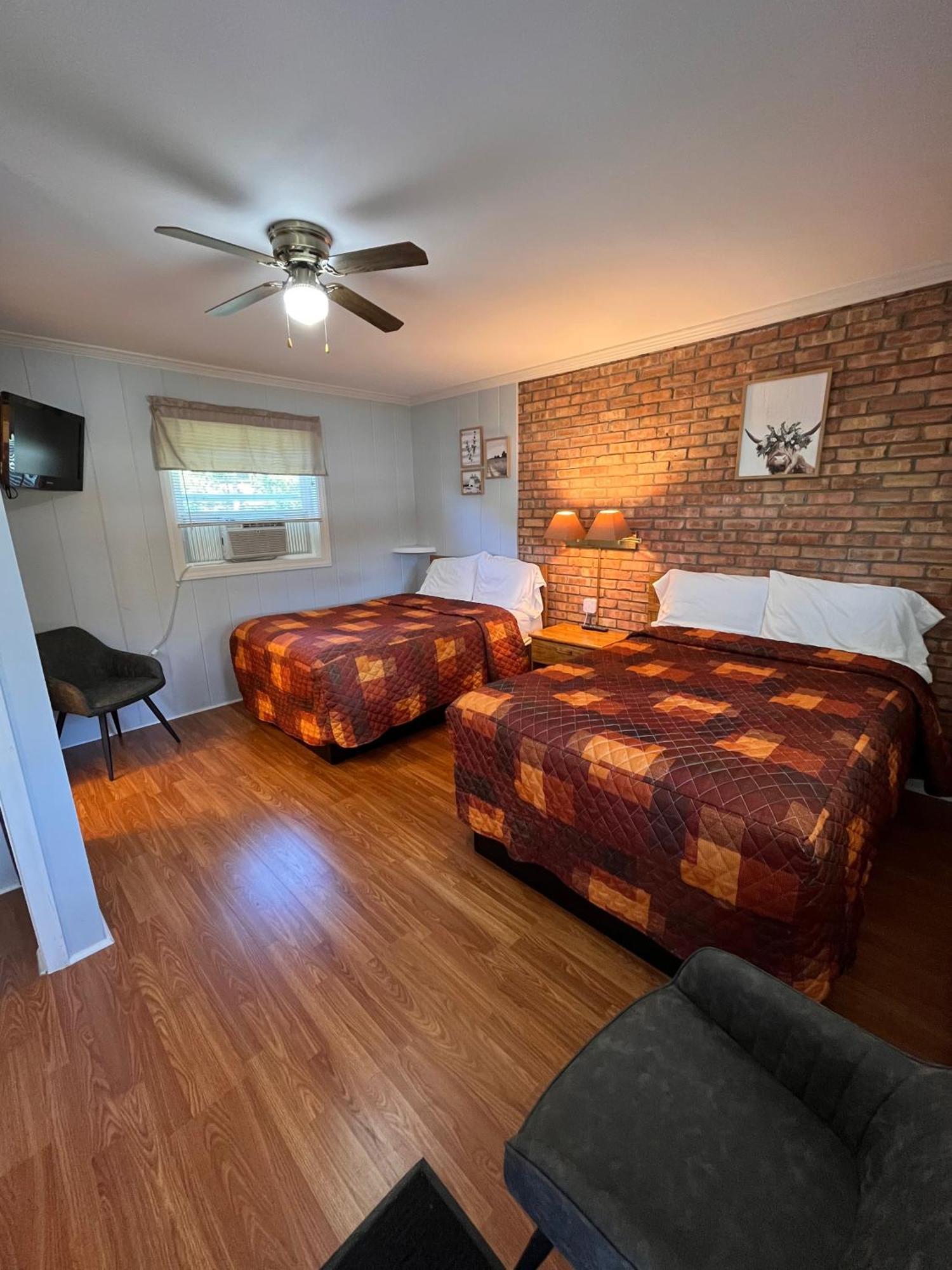 Honor Motel 3*